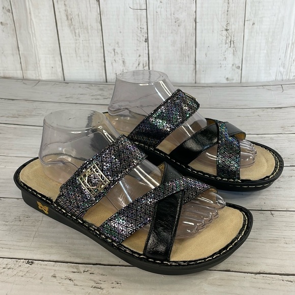 Alegria NWOT Victoriah Dynomite Shiny Adjustable Leather Slide Sandals - Picture 1 of 16